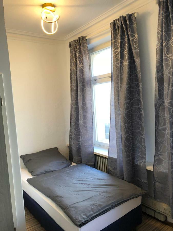 Downtown City - Privaterooms Fürth Extérieur photo