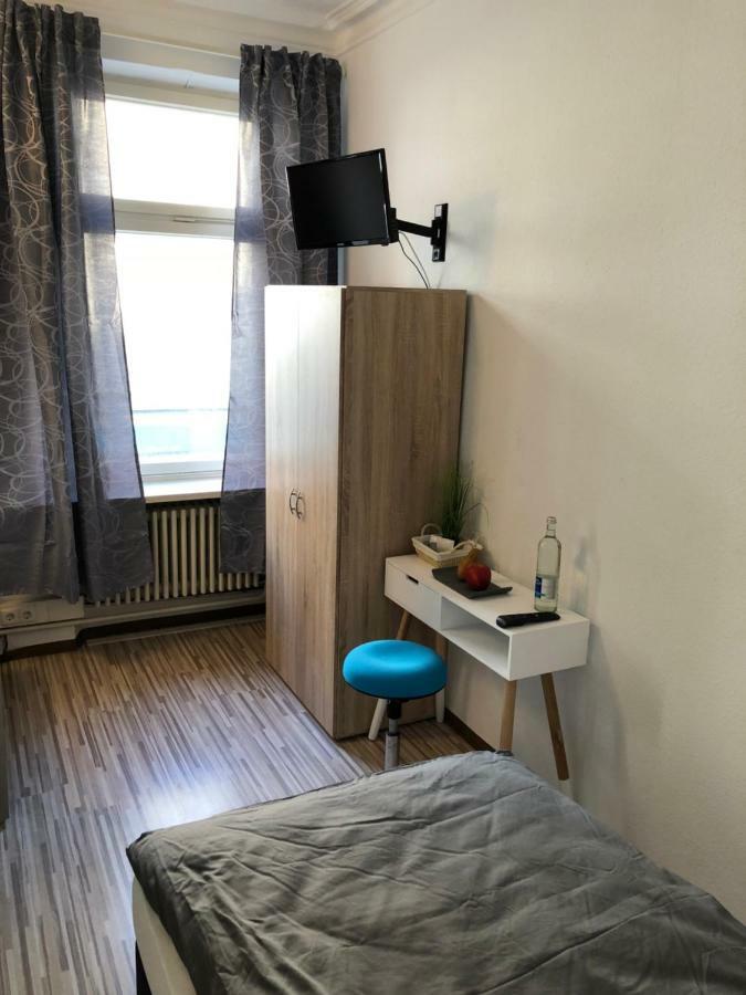 Downtown City - Privaterooms Fürth Extérieur photo