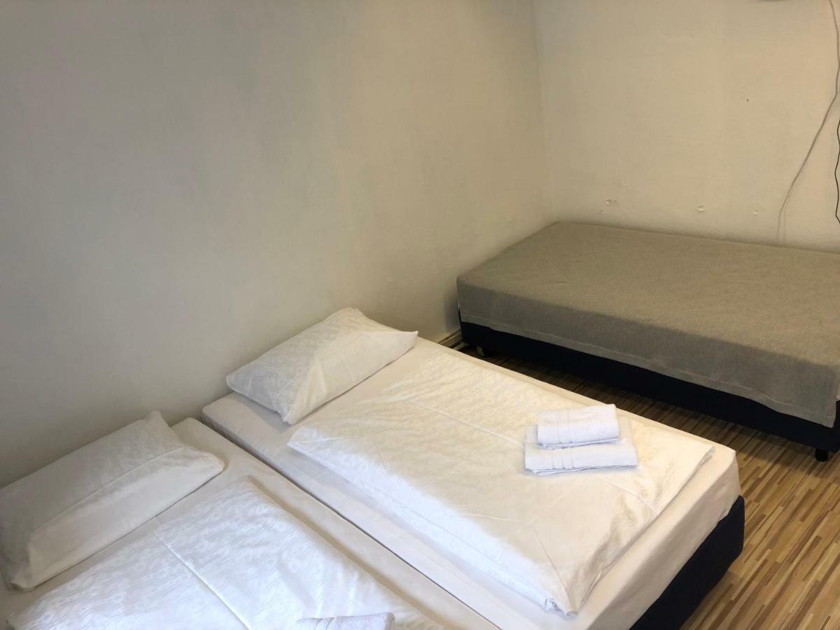 Downtown City - Privaterooms Fürth Extérieur photo